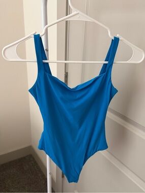 SKIMS Fits Everybody Square Neck Bodysuit